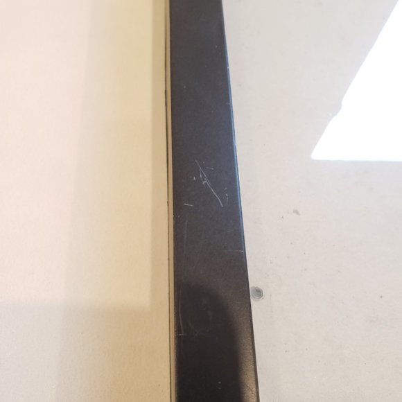 13 inch square Michaels Store Inc plastic picture frame, with 1 cm gap - Picture 4 of 10